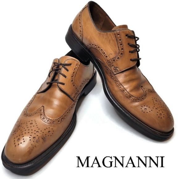 Magnanni brogue Oxford loafers tan size 9.